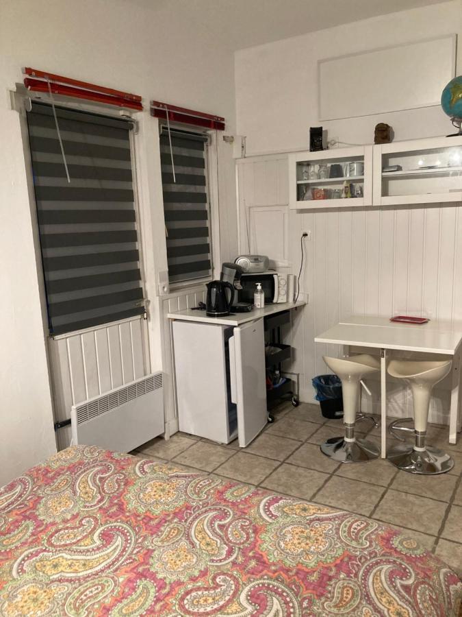 La Coccinelle Bed & Breakfast Nimes Exterior photo